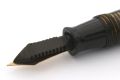 Vacumatic_Streamlined_Standard_Golden#52.jpg