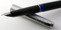 Pelikano_black#B.jpg